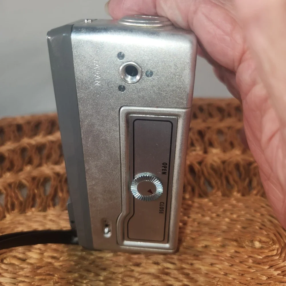 Vintage Minolta-16 Subminiature 16mm Film Camera Compact Spy Camera Shutter Work
